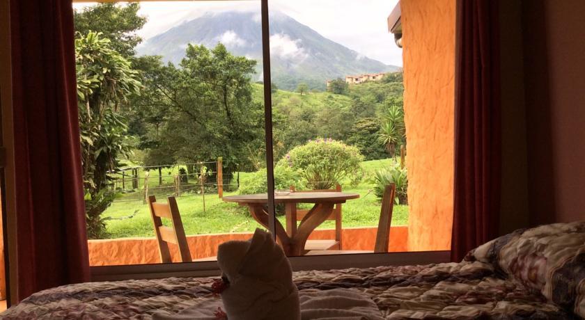 Cabinas Los Guayabos Hotel La Fortuna Ruang foto